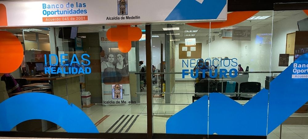 El Banco de los Pobres Entregará más de 40 mil Créditos de Fácil Acceso a Comerciantes y Emprendedores de Medellín