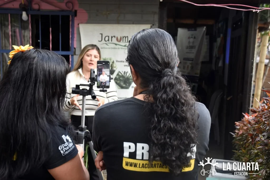 Taller de Marketing Digital con JARUM: Herramientas Digitales para Crecer desde el Territorio