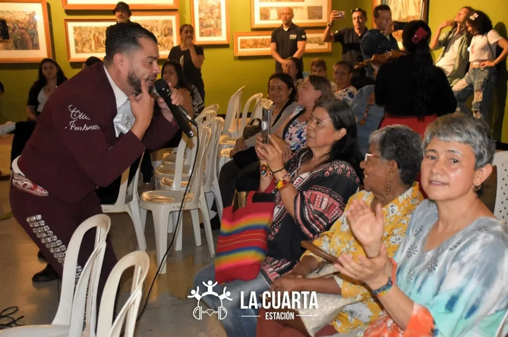 Un Nuevo Homenaje a la Fuerza Creadora, Sensible y Transformadora de las Mujeres de la Comuna 4