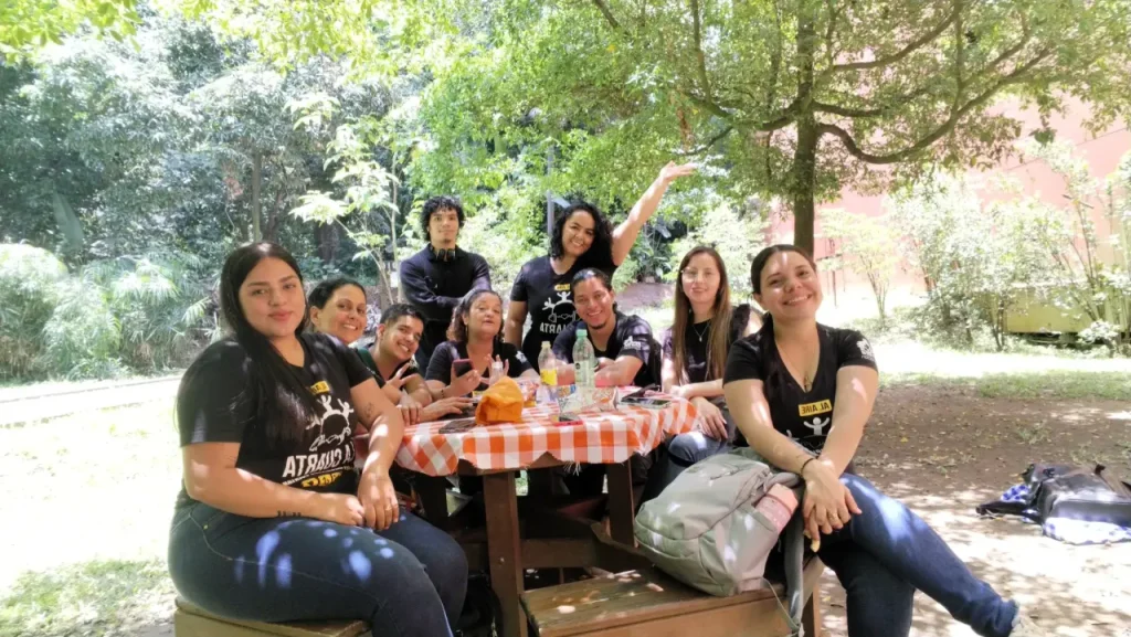 Un Viaje por la Comunicación