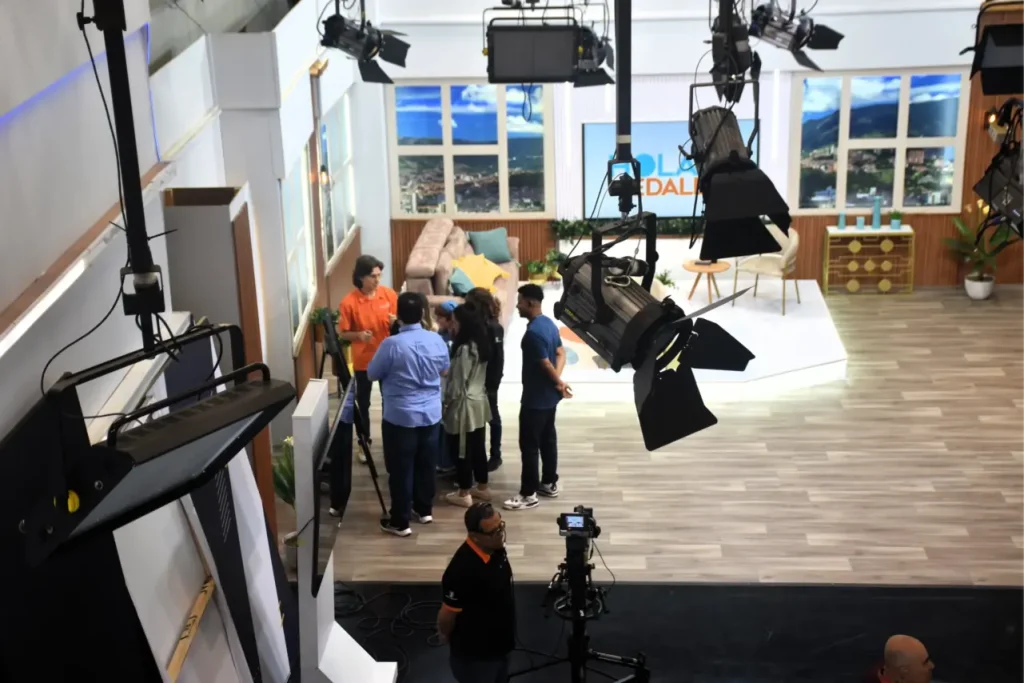 Un Viaje por la Comunicación