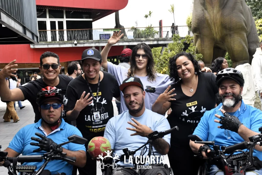 Una Jornada para Transformar Medellín desde la Economía VID en el Parque Explora