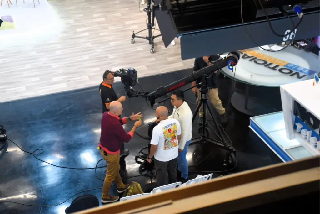 Un Viaje por la Comunicación