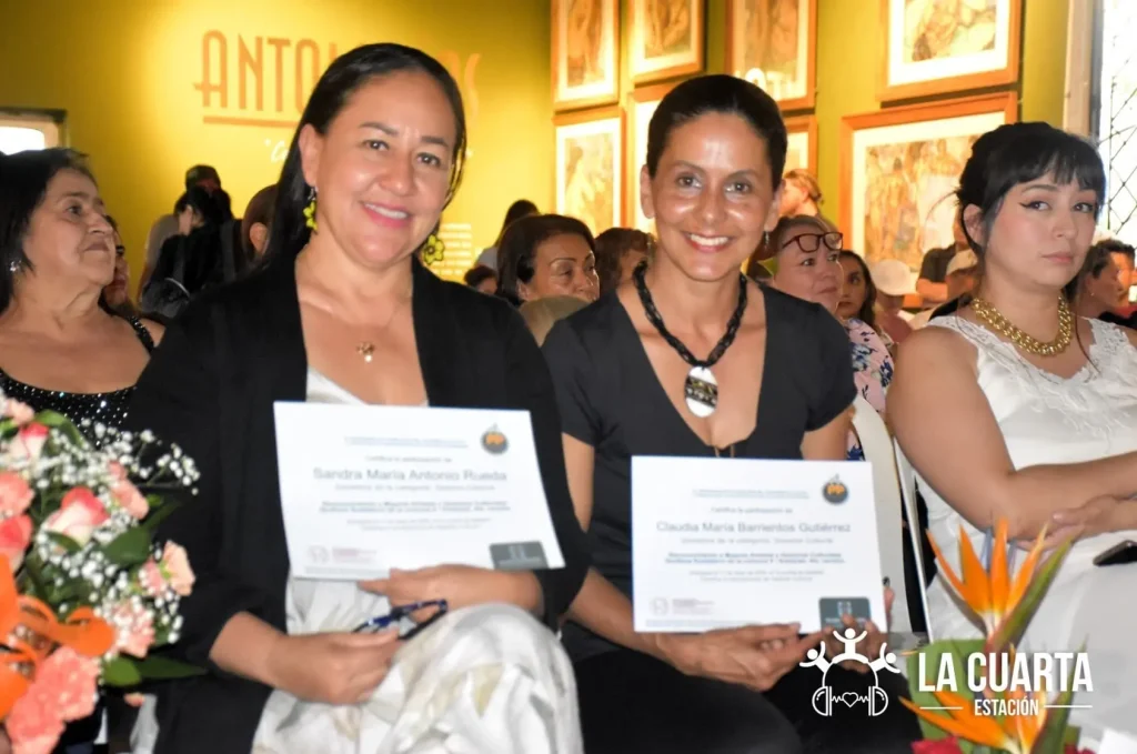 Un Nuevo Homenaje a la Fuerza Creadora, Sensible y Transformadora de las Mujeres de la Comuna 4
