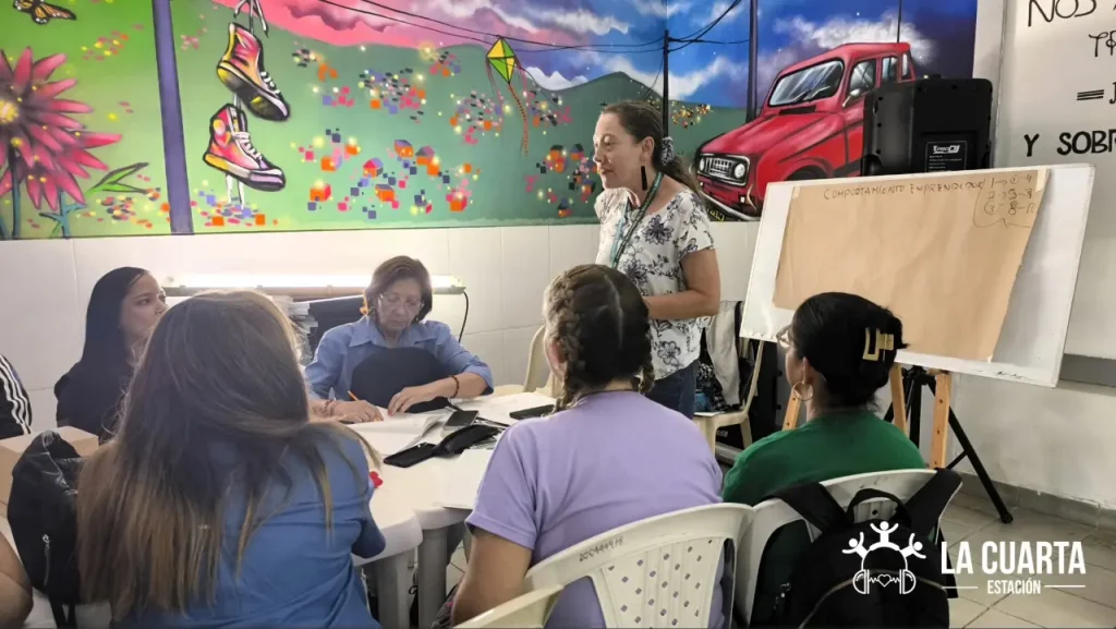 Con Mentalidad Emprendedora, Mujeres de Aranjuez Fortalecen sus Sueños