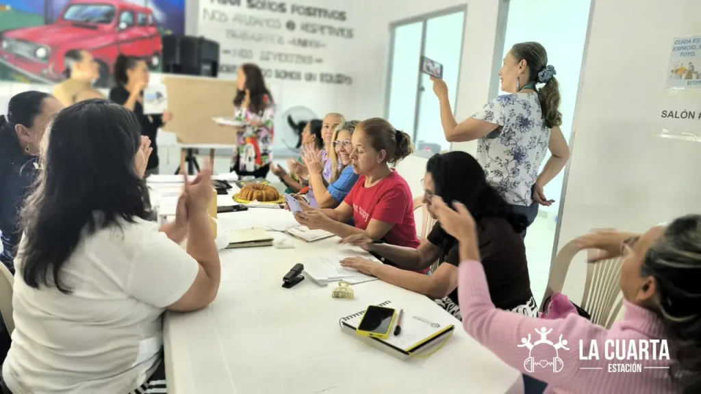 Con Mentalidad Emprendedora, Mujeres de Aranjuez Fortalecen sus Sueños
