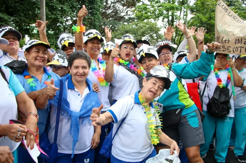 Medellín Celebra el Mes de las Personas Mayores con una Agenda que Honra la Experiencia y la Sabiduría
