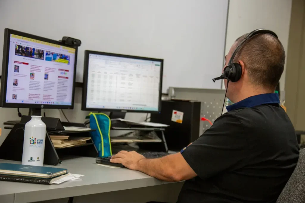 Hay 8.000 cupos para estudiar inglés, inteligencia artificial,diseño de videojuegos y otras habilidades digitales