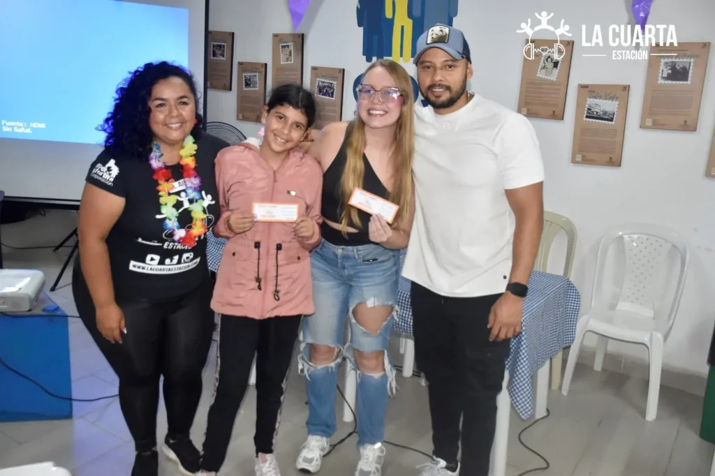 Una Noche para las Madres: Comunidad, Arte y Alegría en el CDS San Pedro Lovaina