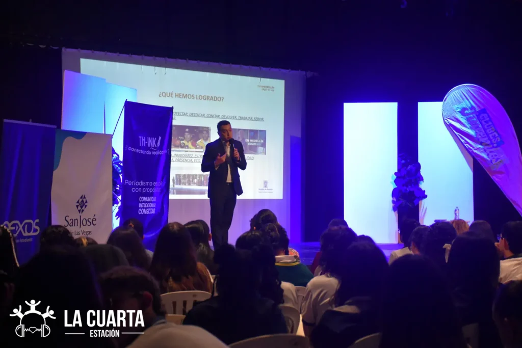 Primer Seminario de Periodismo Juvenil: Comunicar Desde la Juventud