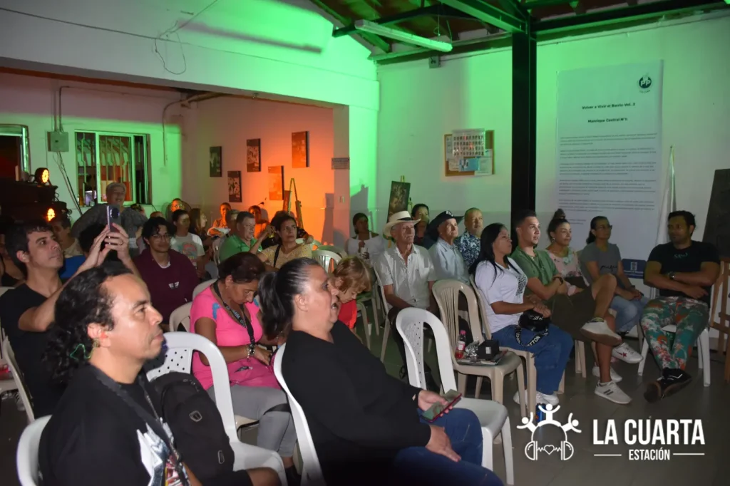 Volver a vivir el barrio: cuando el arte se convierte en reencuentro en Manrique Central N°1