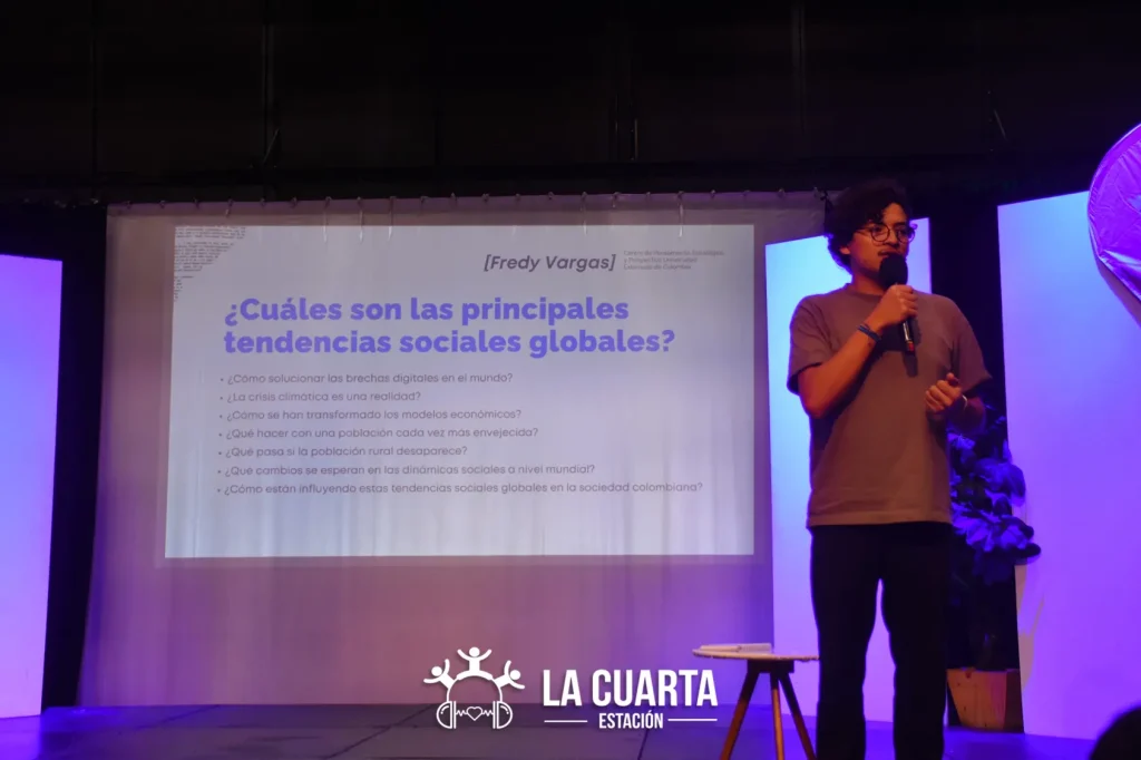Primer Seminario de Periodismo Juvenil: Comunicar Desde la Juventud