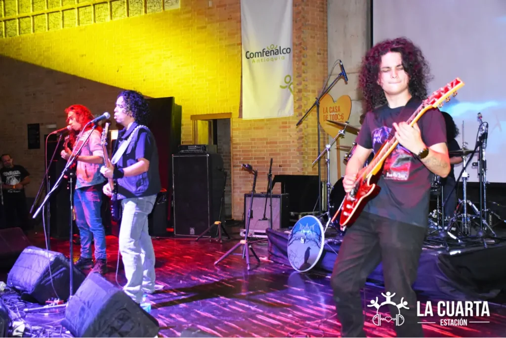 El Festival de Rock Comuna 4 Celebró su 14.ª Edición con Dos Días de Pura Energía y Talento Emergente