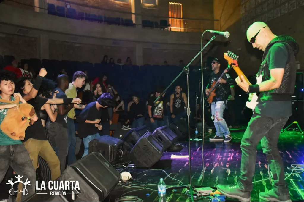 El Festival de Rock Comuna 4 Celebró su 14.ª Edición con Dos Días de Pura Energía y Talento Emergente