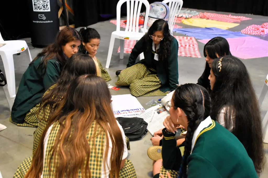 Primer Seminario de Periodismo Juvenil: Comunicar Desde la Juventud