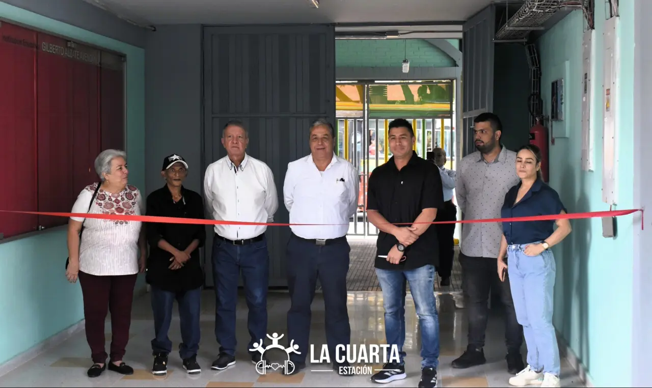 Un Gran Día para la I.E. Gilberto Álzate Avendaño y Toda su Comunidad al ser Entregada la Obra de Remodelación a su Estructura