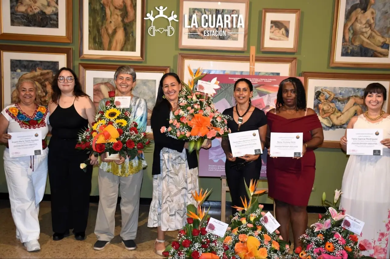 Un Nuevo Homenaje a la Fuerza Creadora, Sensible y Transformadora de las Mujeres de la Comuna 4