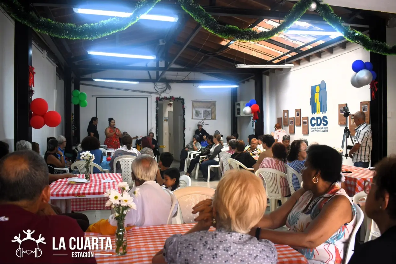 Una Despedida Emotiva: El Club de Vida Girasoles de Esperanza Cierra el Año 2024